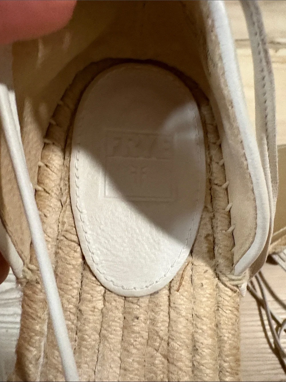 FRYE Leo Perforated Ankle Wrap Leather Espadrilles size 9M minimalist summer